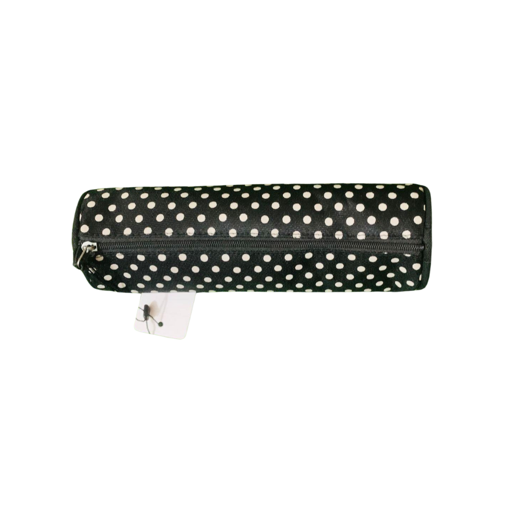 40 (1) Round black and white polka dot pencil case, designed as a stylish pouch for storing writing instruments and small items.