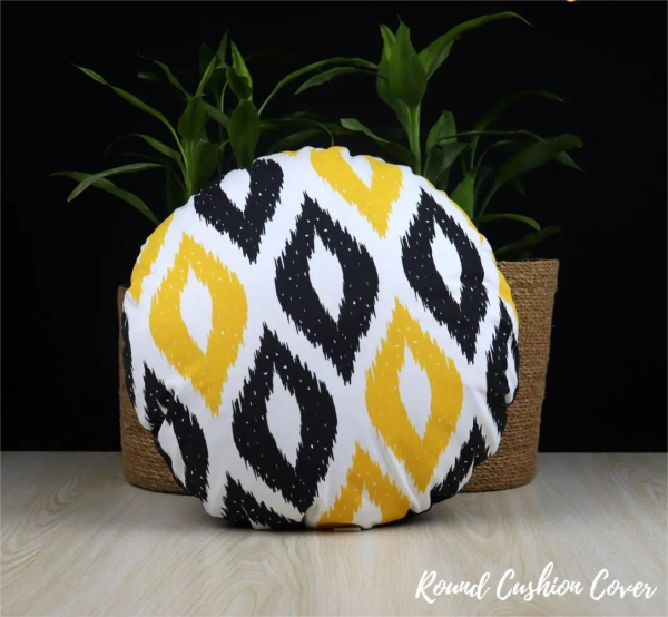 Exclusive Round Cushion Cover   Black & Yellow